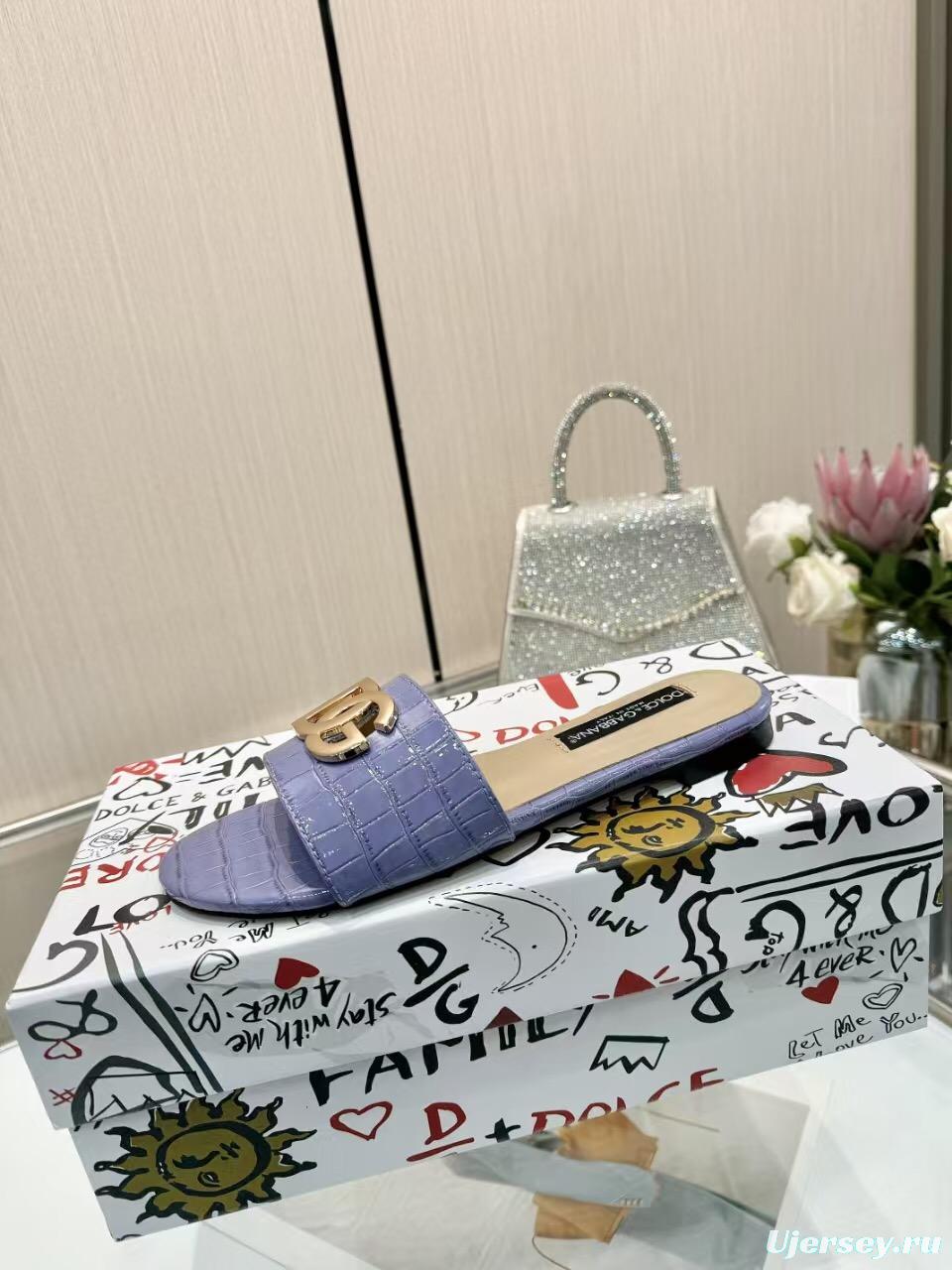 2025 Women Dolce & Gabbana Purple Leather Slippers LY00190
