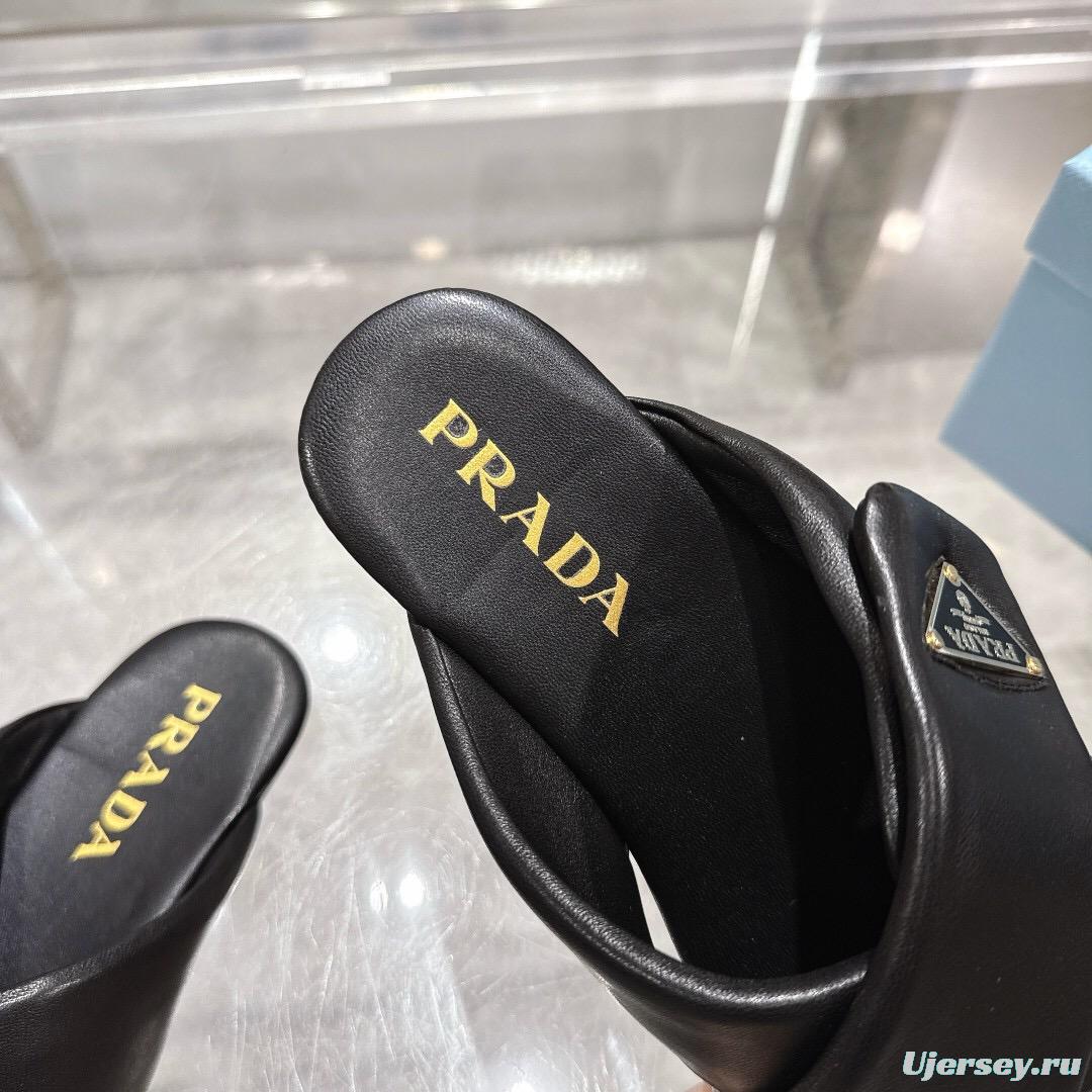 2025 Women Prada Black Leather Slippers