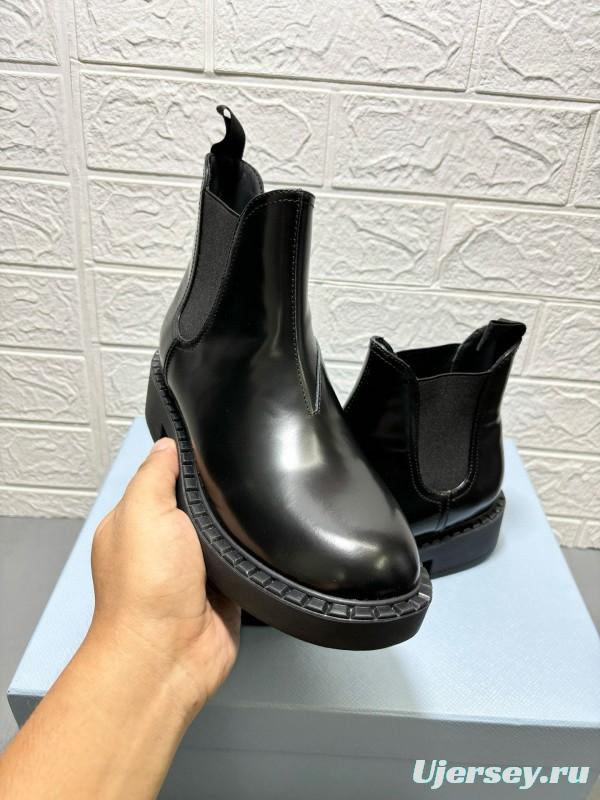 2024 Unisex Prada Black Patented Leather Imported Calfskin Chelsea Boots MJ00360
