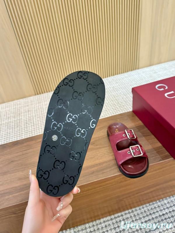 2025 Women Gucci Red Leather Sandals LY00240