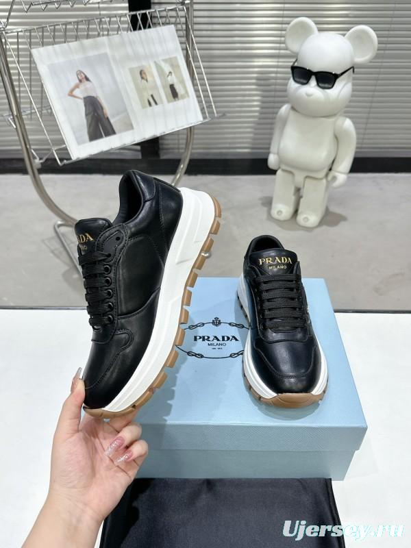 2025 Unisex Prada Black Calf Leather Sneakers KFY00310