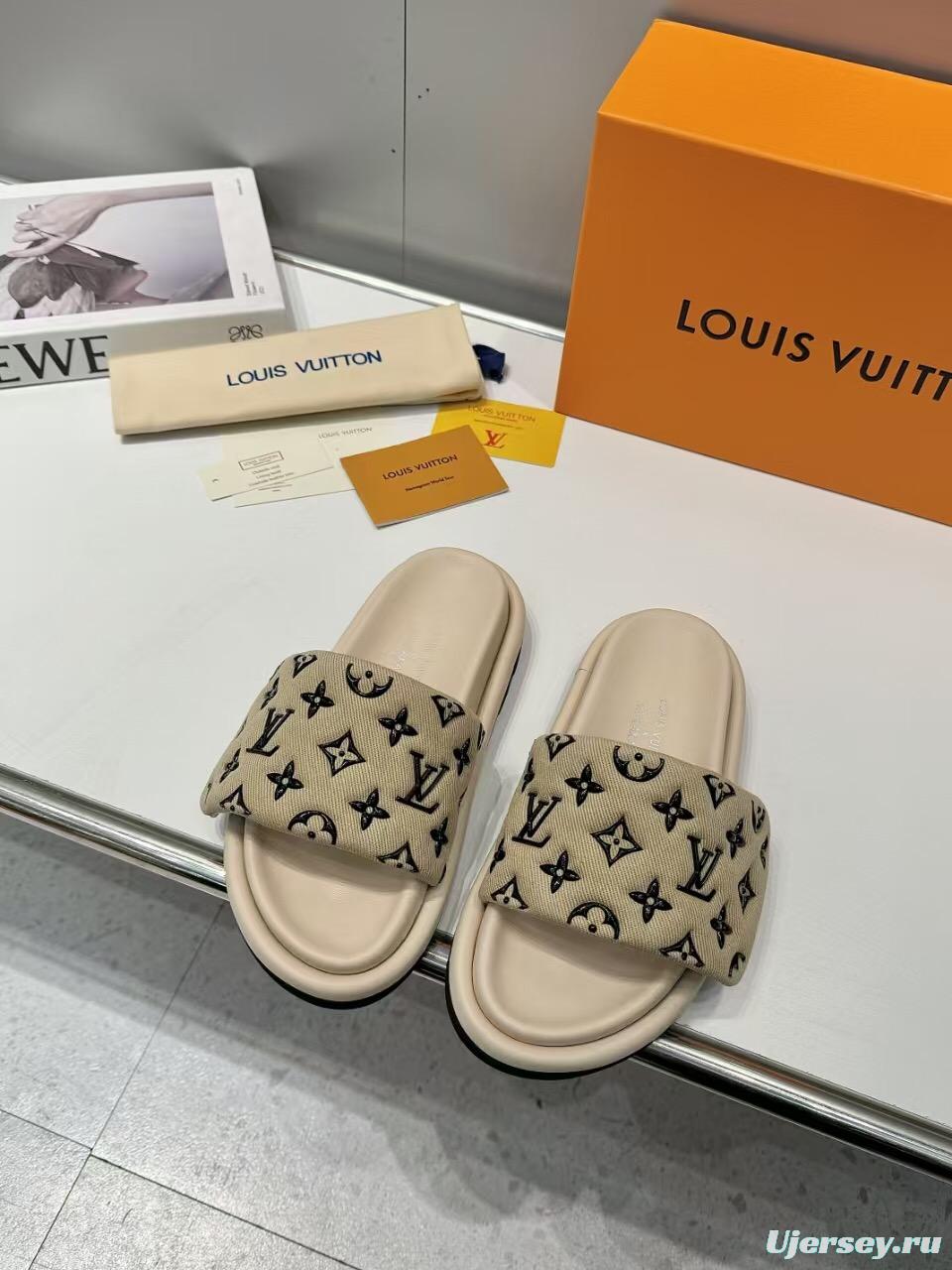2025 Slippers Louis Vuitton Beige Fabric Slippers