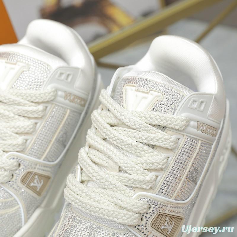 2024 Unisex Louis Vuitton White Crystal Trainer Leather Plimsolls High Temperature Pressing MJ00430