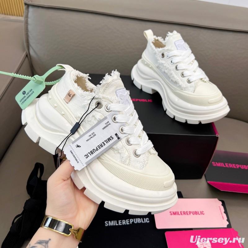 2025 Unisex Smile Republic White Canvas Thick Sole Casual Sneakers Frayed Edge LY00291