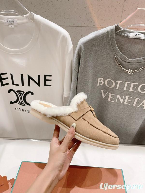 2024 Slippers LP Beige Suede Shearling MJ00310