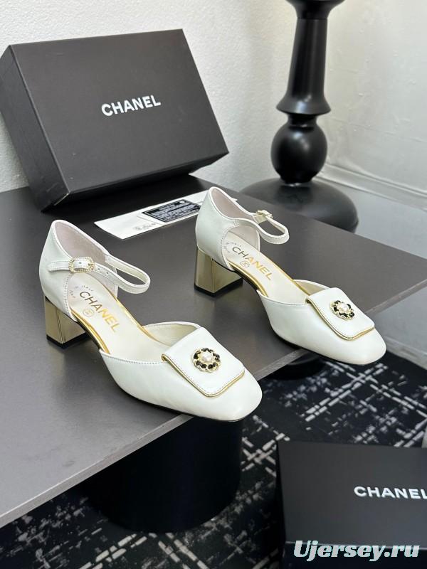 2025 Women Chanel White Leather Chunky Heel Metal Decoration LY00360