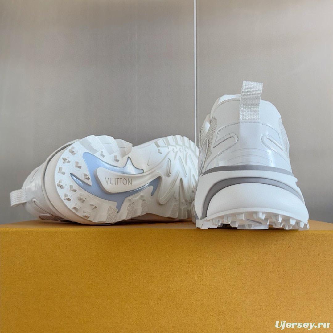 2025 Men Louis Vuitton White Mesh Sneakers MJ00390