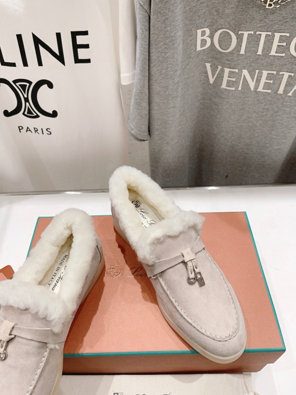 2024 Women LP white suede shearling loafers MJ00300F