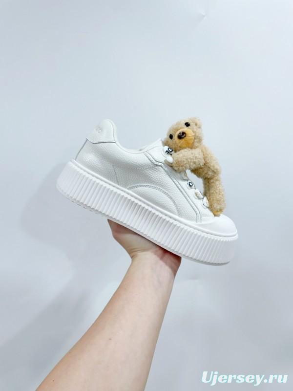 2025 Women 13DE MARZO White Leather Sneakers Plush Toy KFY00300