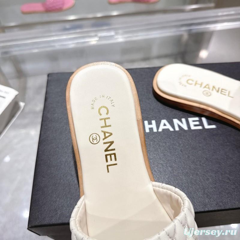 2025 Slippers Chanel White Leather Casual LY00240