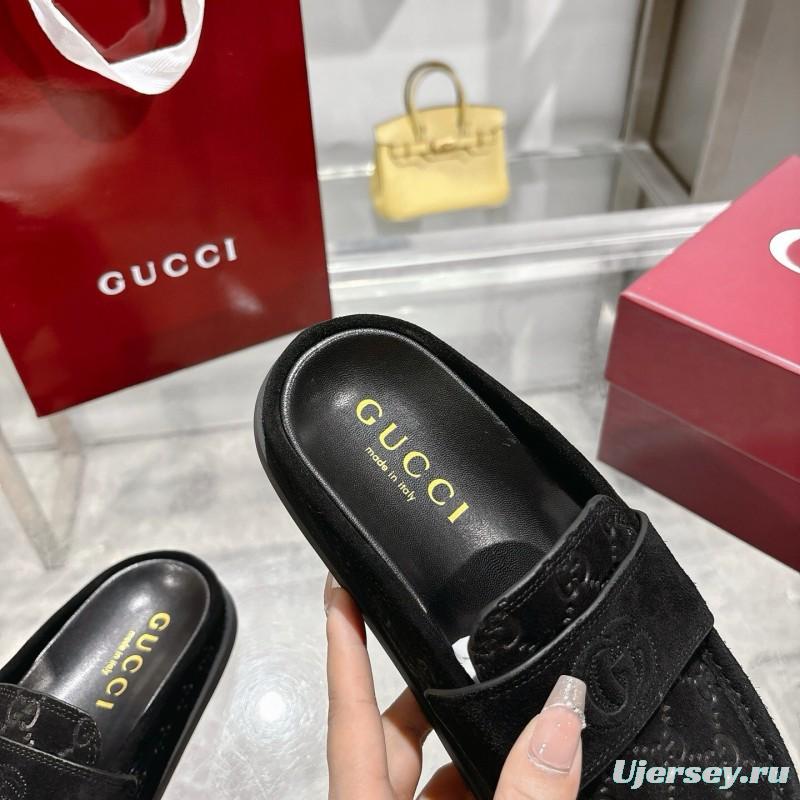 2025 Women Gucci Black Suede Slippers Embossed GG LY00270