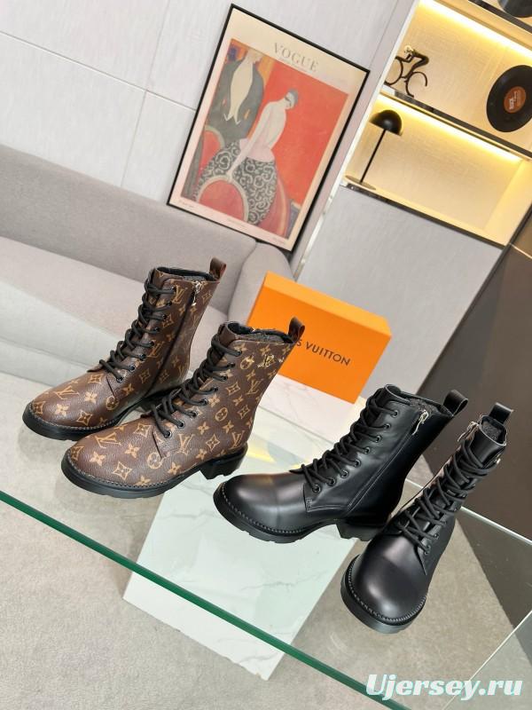 2024 Women Louis Vuitton Black Leather Ankle Boots MJ00320