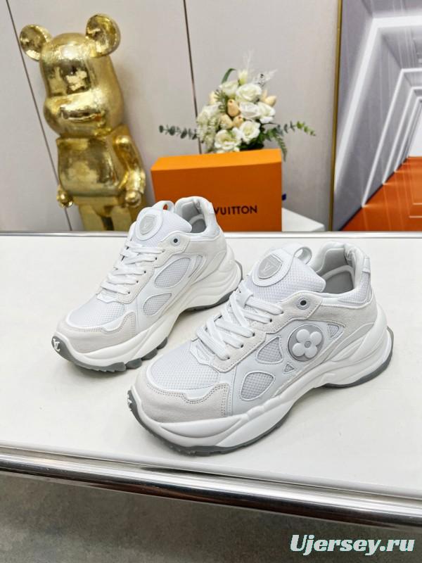 2025 Unisex Louis Vuitton White Leather Mesh Running Shoes LY00340