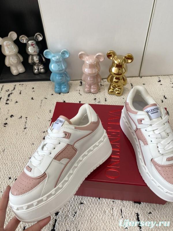 2025 Women Valentino White Pink Leather Sneakers LY00340