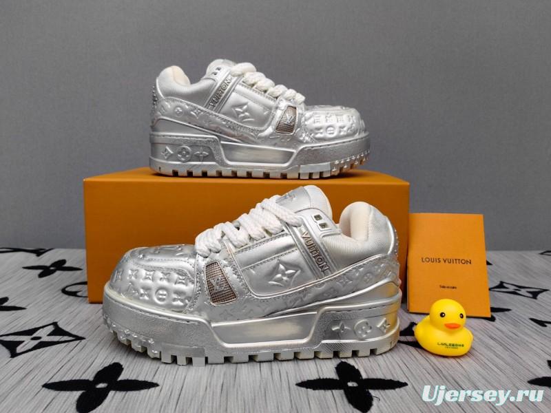2025 Unisex Louis Vuitton Silver Leather LV Trainer