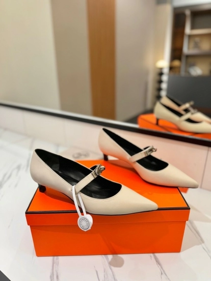 2025 Women Hermès White Leather Mary Jane