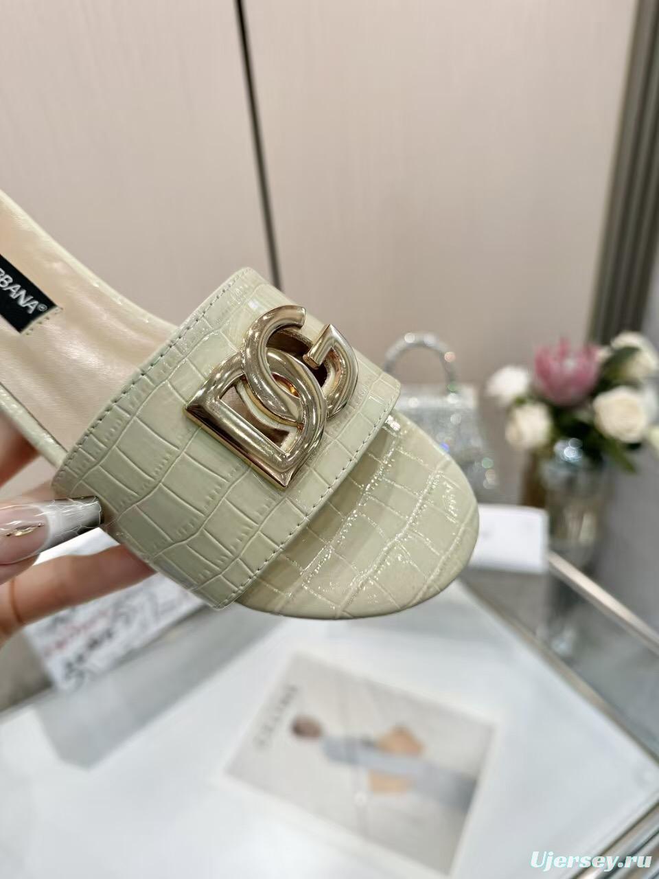 2025 Women Dolce & Gabbana Beige Leather Slippers