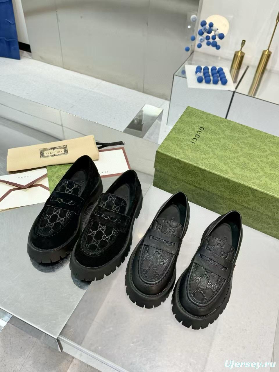 2024 Women Gucci Black Leather Loafers MJ00320