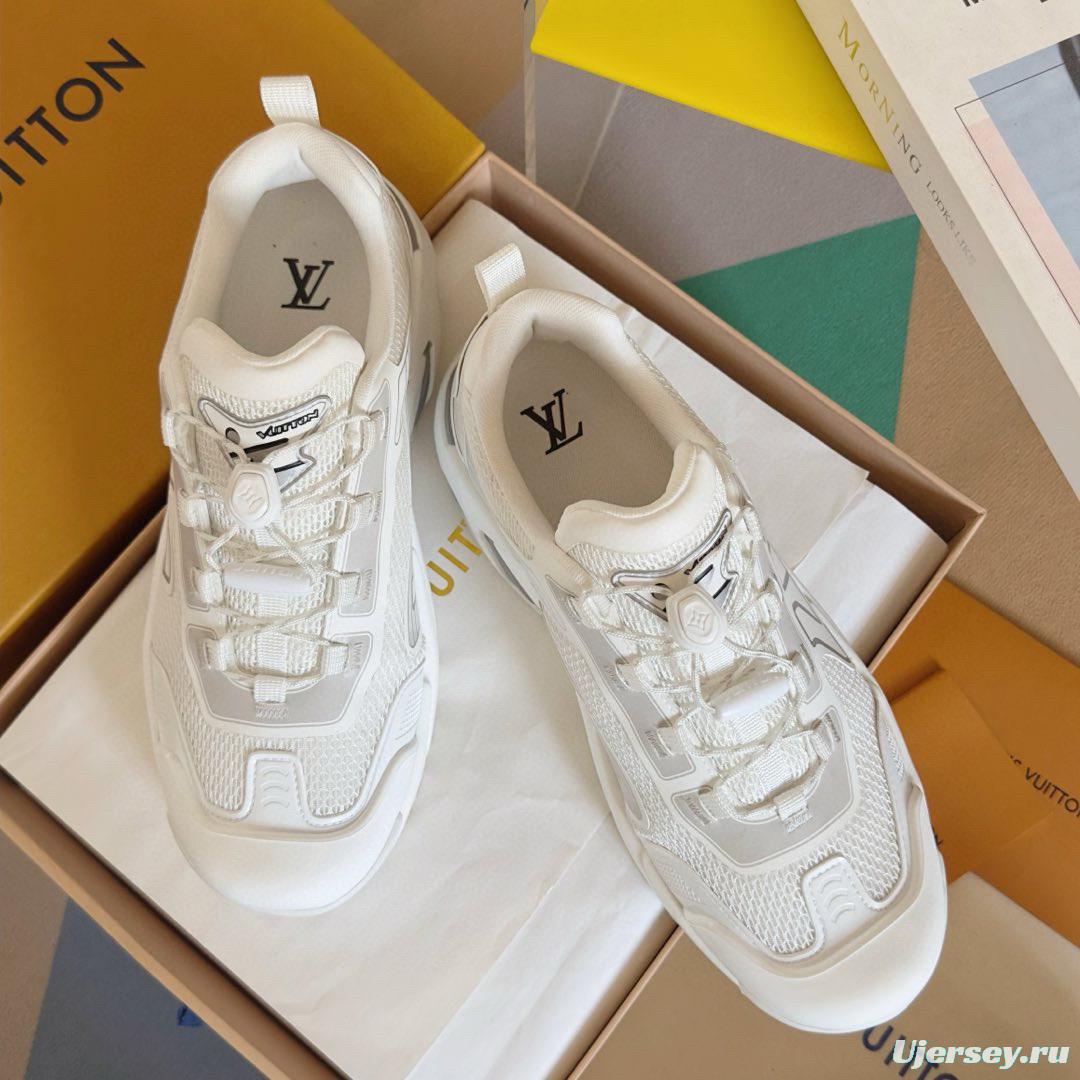 2025 Men Louis Vuitton White Mesh Sneakers MJ00390