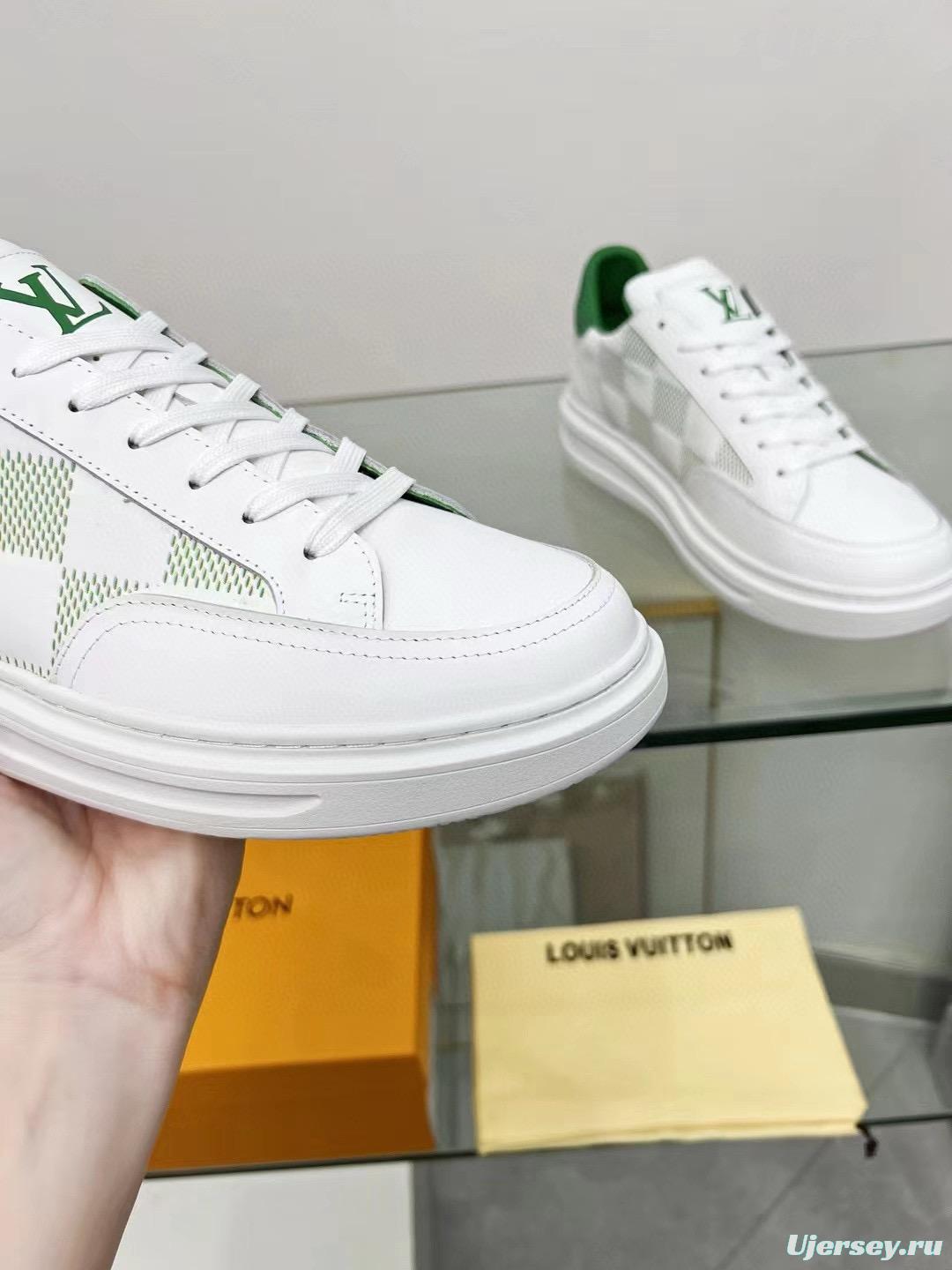 2024 Unisex Louis Vuitton Green White Leather Sneakers Maxi Damier MJ00330