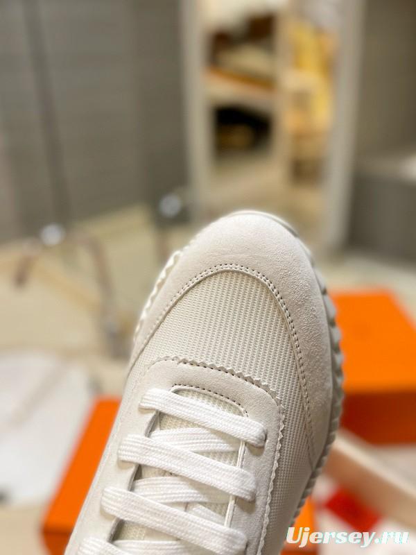 2024 Unisex Hermès White Red Silk Sheepskin Sneakers MJ00320
