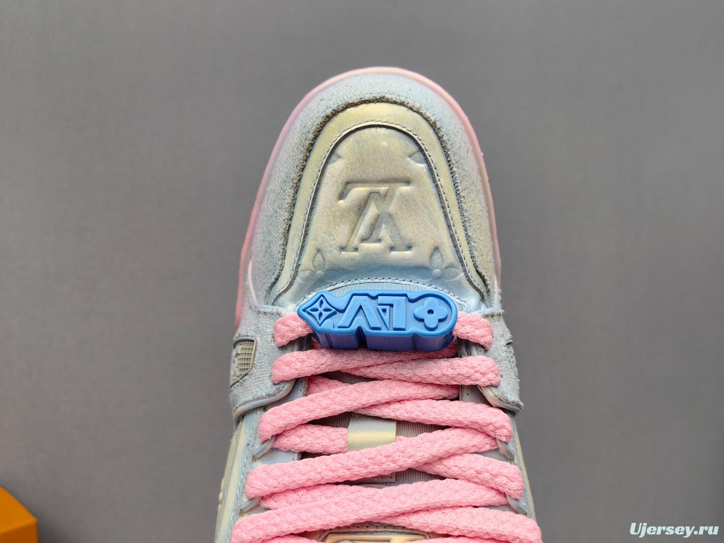 2025 Unisex Louis Vuitton Pink Grey Denim Sneakers KFY00510