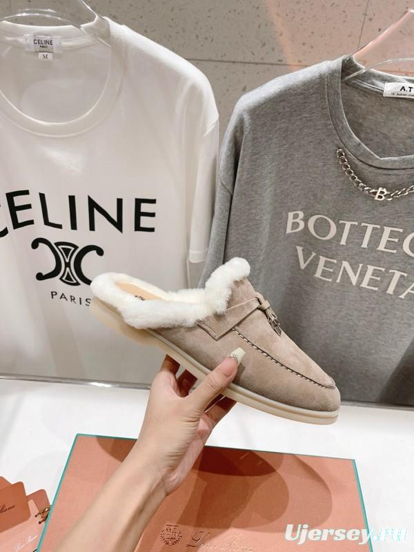 2024 Slippers LP Beige Suede Shearling