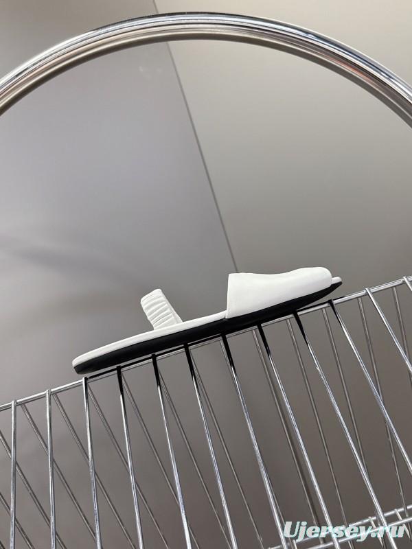 2025 Women Miu Miu White Leather Slippers LY00