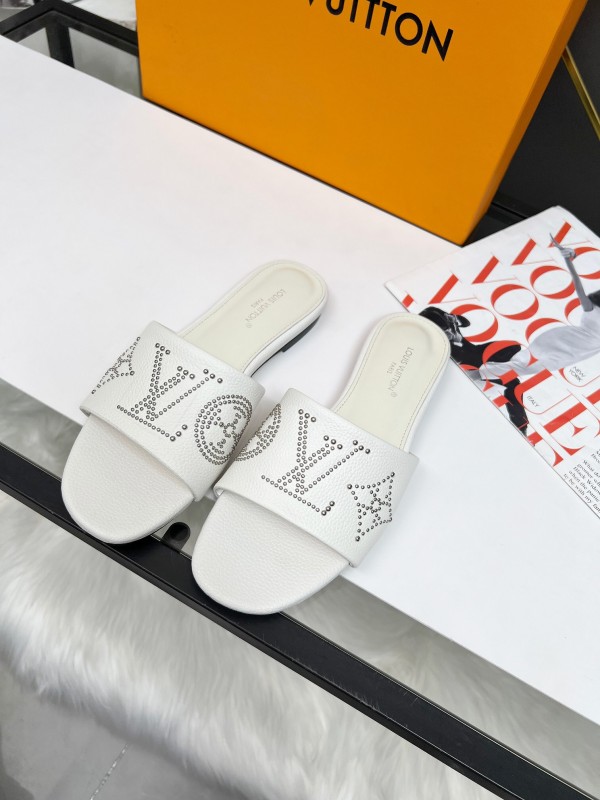 2025 LV White Leather Slippers LY00200