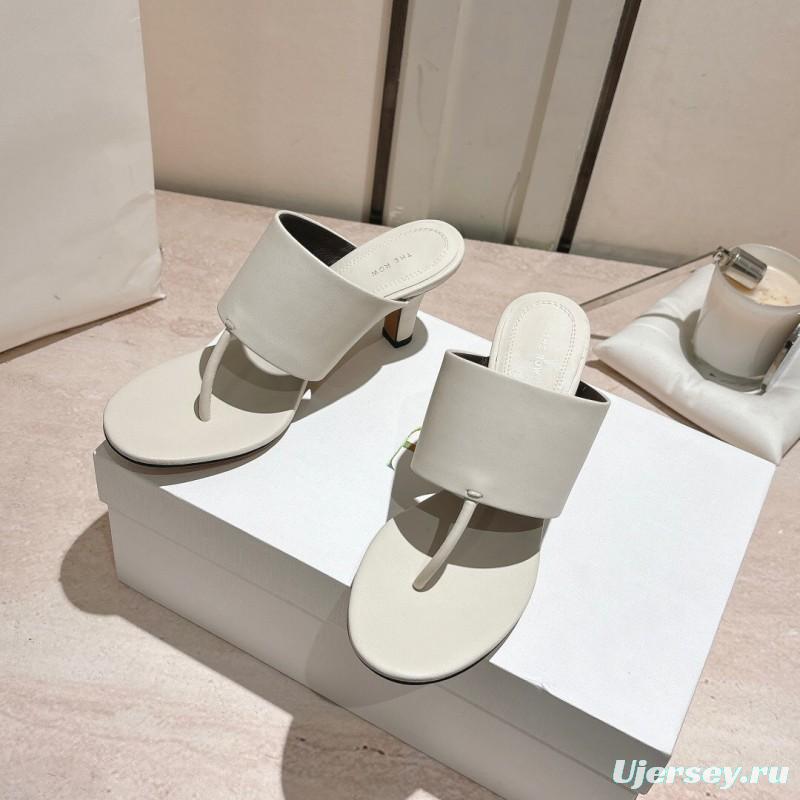 2025 Toteme White Calfskin Slippers
