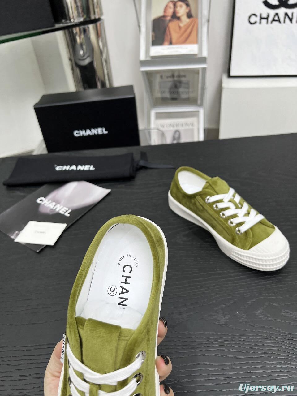 2025 Women Chanel Green Suede Casual Sneakers LY00230