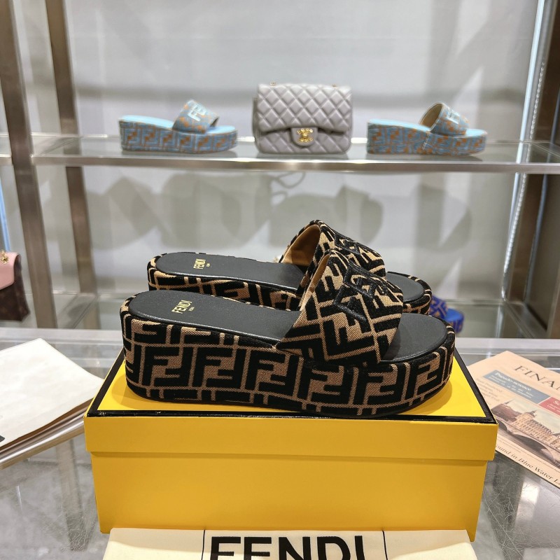 2025 Slippers Fendi Black Brown Canvas Platform FF Jacquard KFY00240