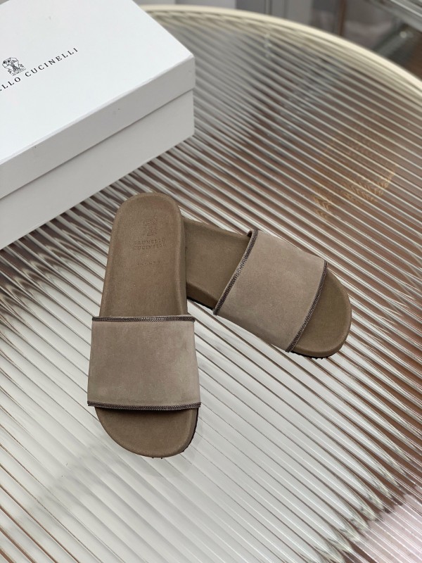 2025 Unisex Brunello Cucinelli Beige Suede Flat Slides Handcrafted With Rubber Sole KFY00240