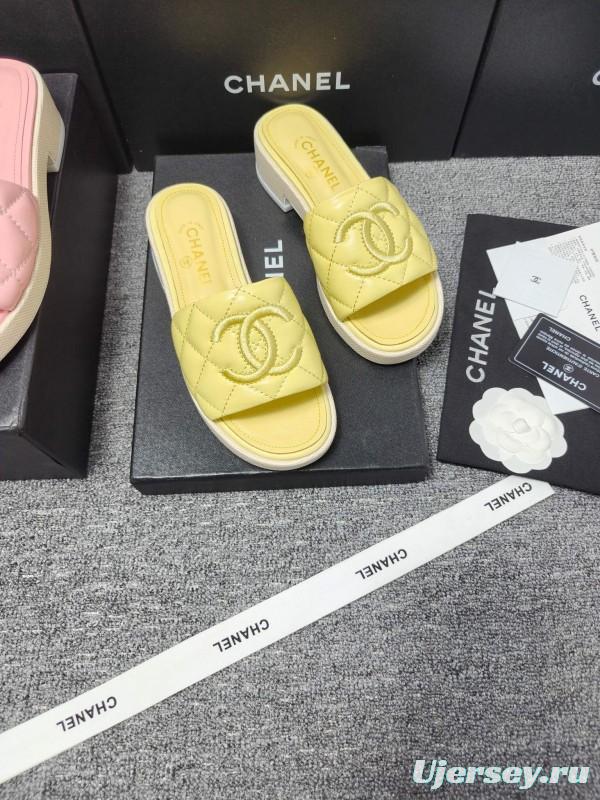 2025 Women Chanel Yellow Leather Slippers LY00250