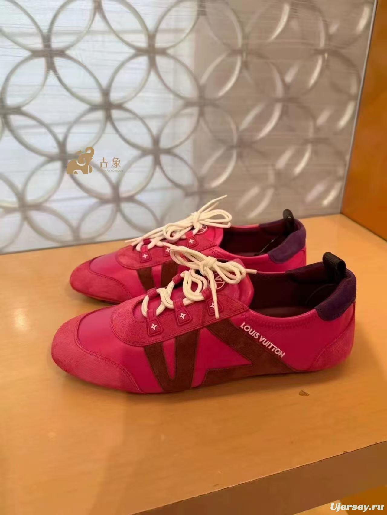 2025 Women Louis Vuitton Pink Purple Suede Leather Sneakers LY00340