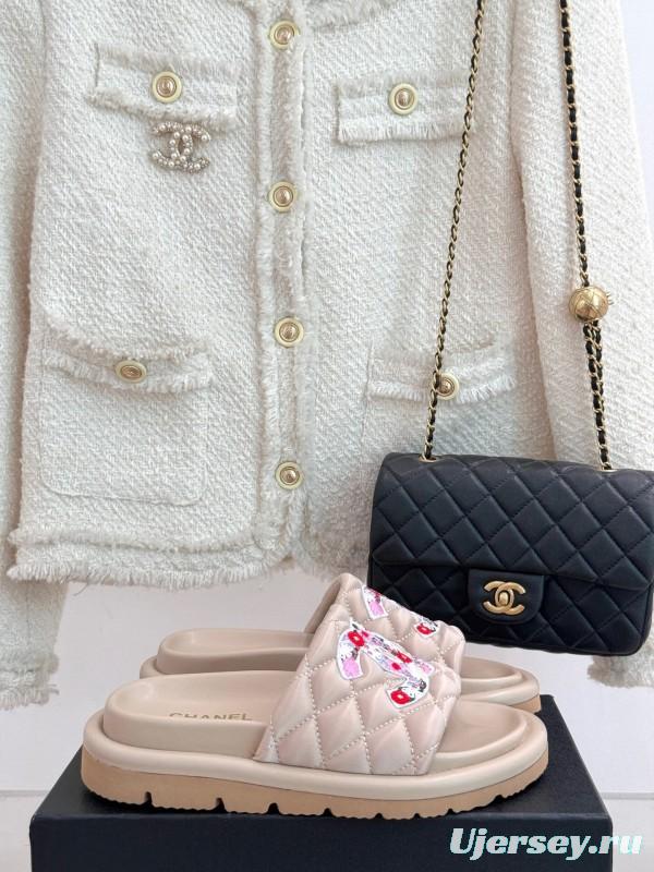 2025 Slippers Chanel Beige Silk Floral Pattern