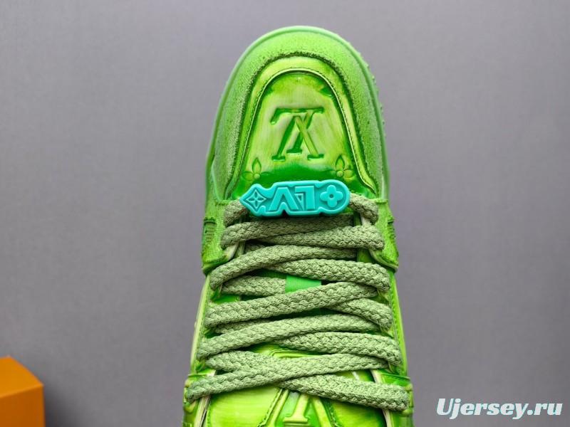 2025 Unisex Louis Vuitton Green Mesh Suede Trainer KFY00510