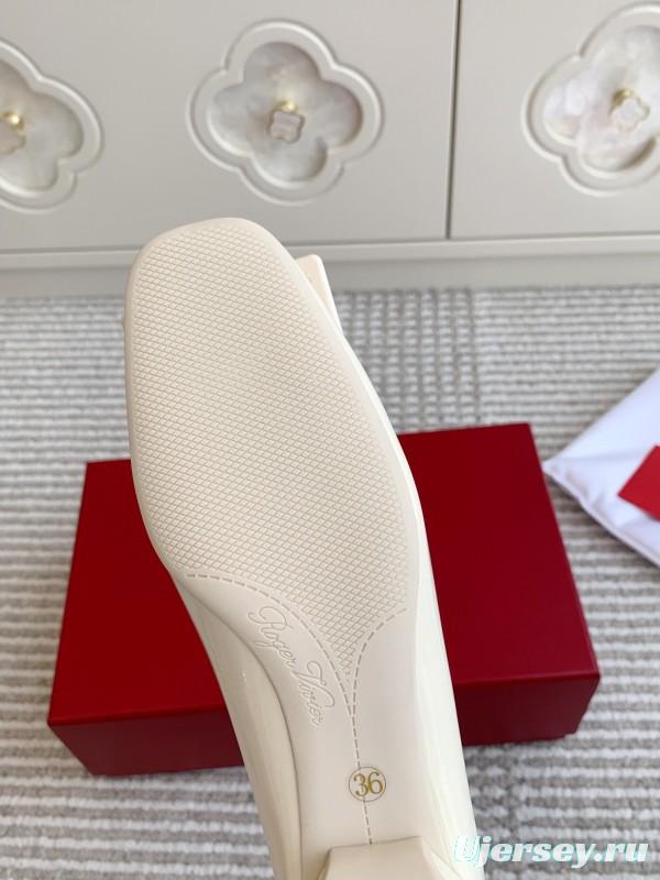 2025 Women Roger Vivier White Patent Leather Pumps Square Buckle