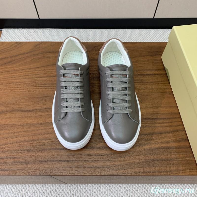2025 Men Brunello Cucinelli Gray Leather Casual Sneakers Handmade Smooth Finish KFY00310 (M)