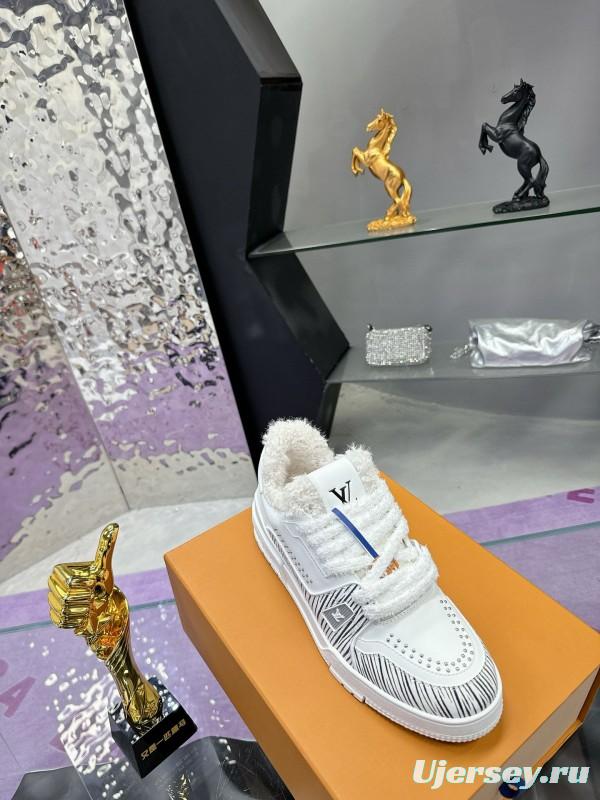 2024 Unisex Louis Vuitton White Leather Plimsolls Monogram MJ00530