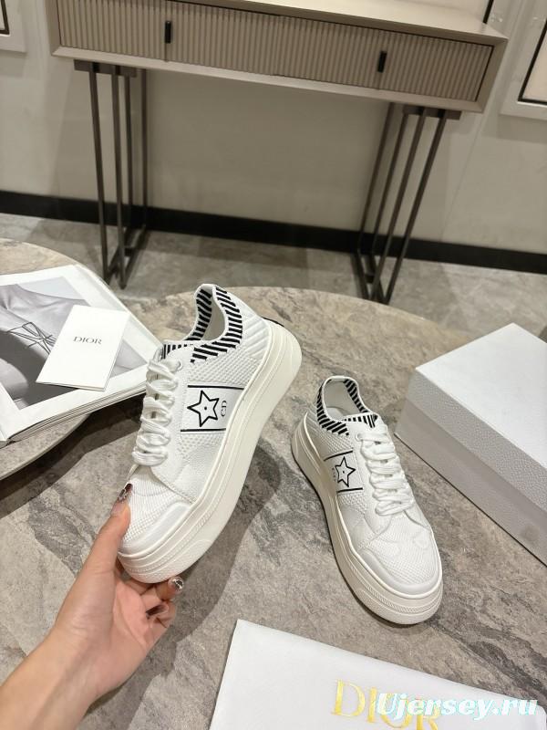2025 Women Dior White Leather Sneakers Star Detailing KFY00330