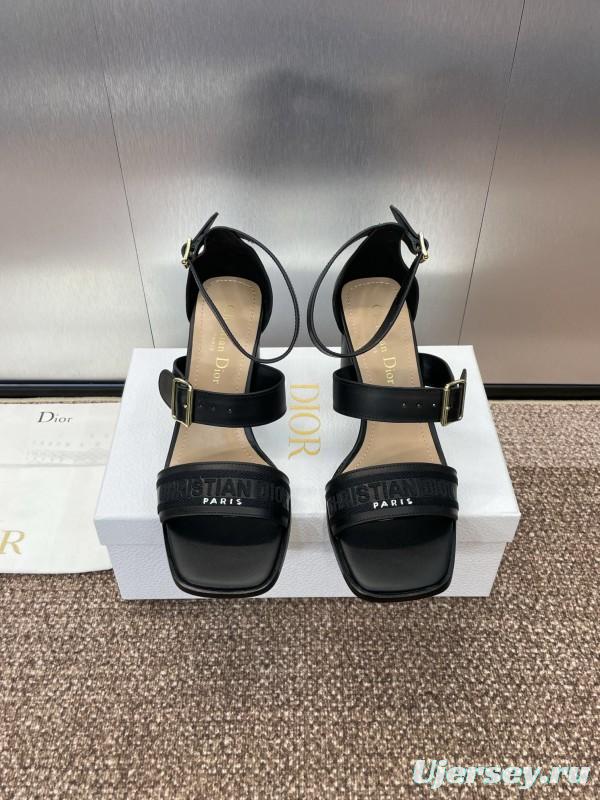 2025 Women Dior Black Leather Sandals Buckle KFY00310