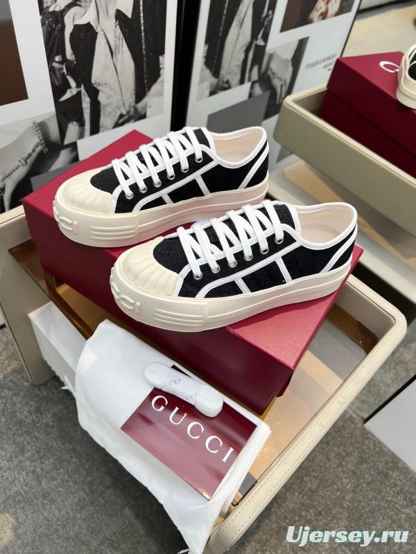 2025 Women Gucci Black White Canvas Sneakers LY00270