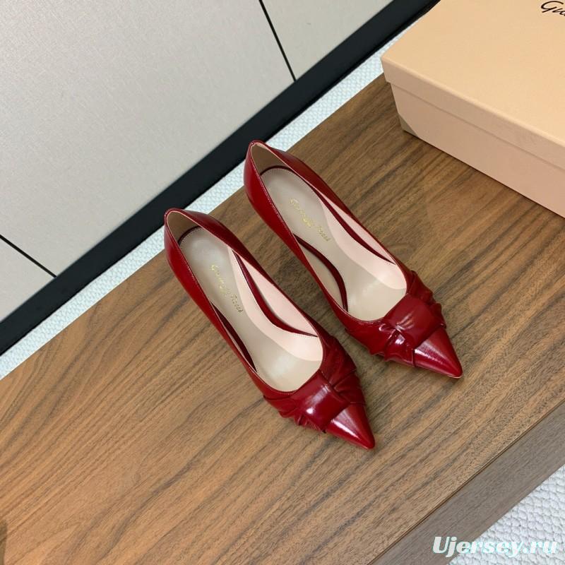 2025 Women Gianvito Rossi Red Calf Leather Pumps KFY00300