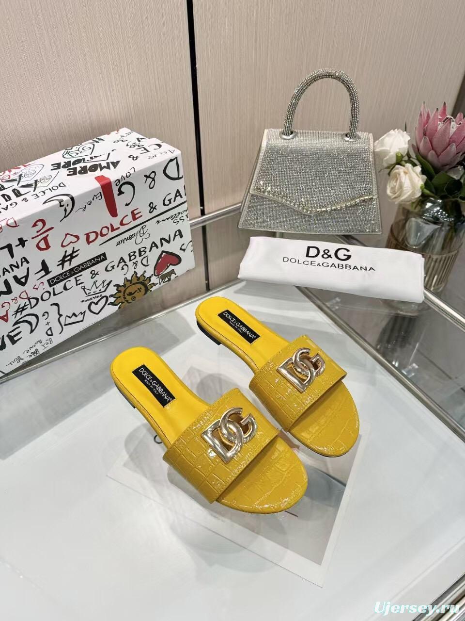 2025 Women Dolce & Gabbana Yellow Leather Slippers LY00190