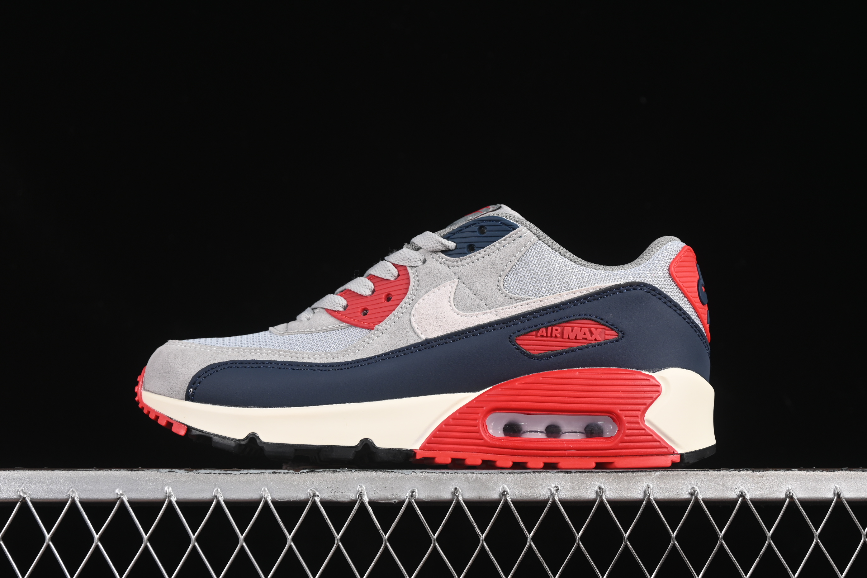 Nike Air Max 90 Retro Running Shoes with Air Cushion Technology - DM0029-005