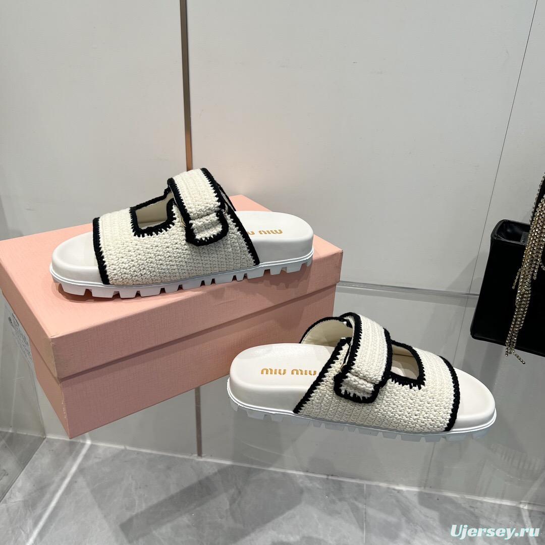 2025 Miu Miu White Black Knitted Leather Slippers KFY00290