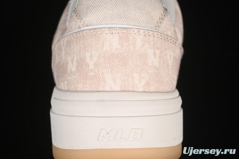 New York Yankees Chunky Liner Embo Monogram Elevated Platform Casual Running Shoes - 3ASXV015N50BGS