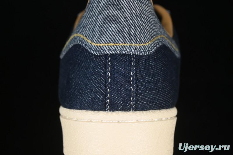 Adidas Superstar 82 Casual Sneakers with Shell Toe Design - JH5577