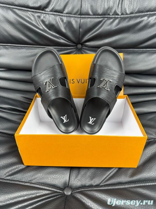2025 Men Louis Vuitton Black Leather Slippers AS00170